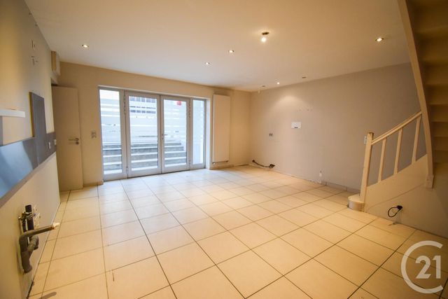 Maison &agrave; vendre - 8 pi&egrave;ces - 315,23 m2 - Cercie - 69 - RHONE-ALPES