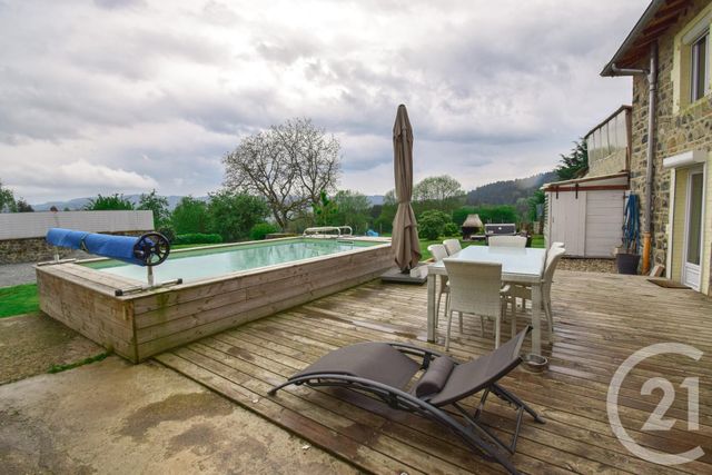 Maison à vendre - 6 pièces - 210 m2 - Poule Les Echarmeaux - 69 - RHONE-ALPES