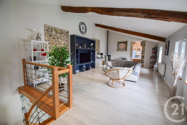 Maison à vendre - 6 pièces - 210 m2 - Poule Les Echarmeaux - 69 - RHONE-ALPES