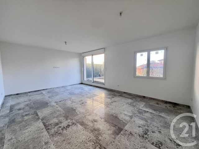 Appartement T4 à louer - 4 pièces - 110 m2 - La Chapelle De Guinchay - 71 - BOURGOGNE