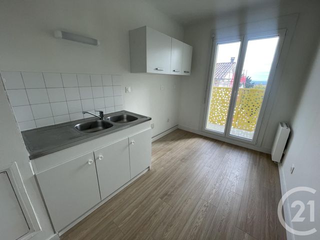 Afficher la photo en grand Appartement F3 à louer - 3 pièces - 63 m2 - Villie Morgon - 69 - RHONE-ALPES