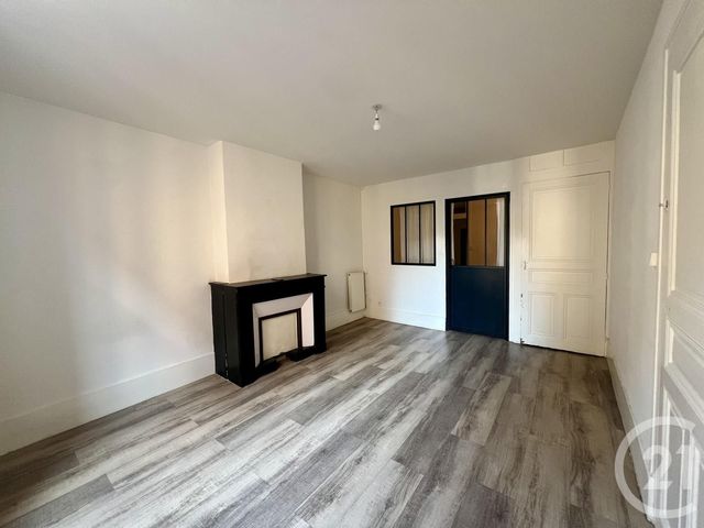 Appartement T3 à louer - 2 pièces - 61 m2 - Macon - 71 - BOURGOGNE