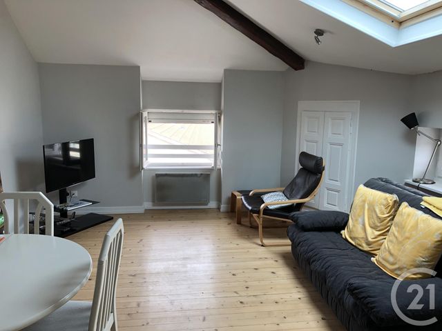 Appartement F2 à louer - 3 pièces - 56,43 m2 - Villefranche Sur Saone - 69 - RHONE-ALPES