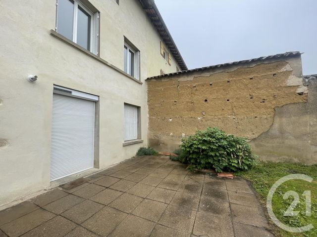 Appartement T3 à louer - 3 pièces - 88,06 m2 - Villeneuve - 01 - RHONE-ALPES
