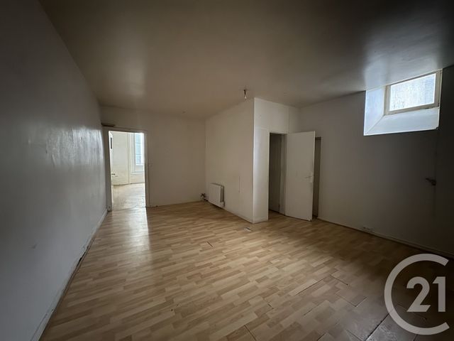 Afficher la photo en grand Appartement F4 à vendre - 4 pièces - 74,87 m2 - Beaujeu - 69 - RHONE-ALPES