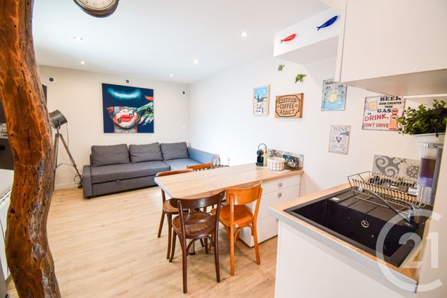 Afficher la photo en grand Maison à vendre - 7 pièces - 166,21 m2 - St Lager - 69 - RHONE-ALPES