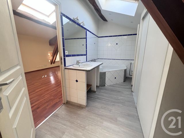 Afficher la photo en grand Maison à louer - 4 pièces - 138 m2 - Julienas - 69 - RHONE-ALPES