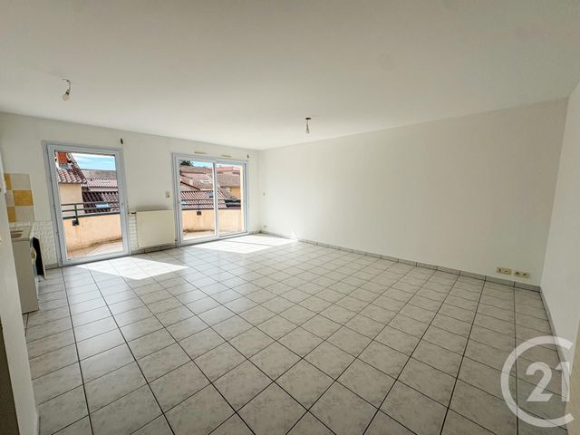 Appartement F3 &agrave; vendre - 4 pi&egrave;ces - 61,74 m2 - Montmerle Sur Saone - 01 - RHONE-ALPES