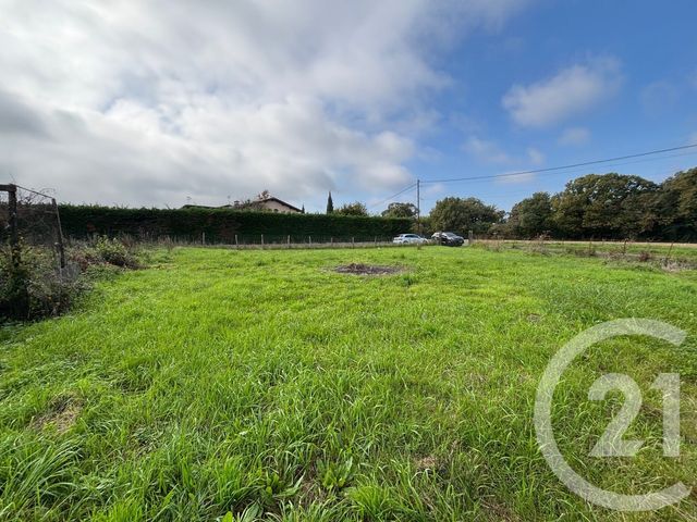 Maison à vendre - 2 pièces - 351,10 m2 - Montceaux - 01 - RHONE-ALPES