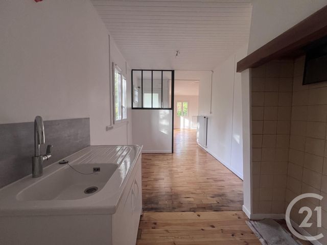 Maison à louer - 3 pièces - 65 m2 - Messimy Sur Saone - 01 - RHONE-ALPES