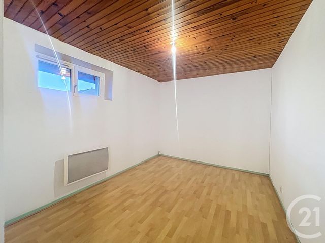 Appartement F4 à vendre - 4 pièces - 94,25 m2 - Replonges - 01 - RHONE-ALPES