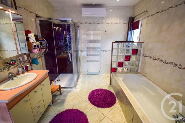 Maison à vendre - 9 pièces - 243,80 m2 - Cercie - 69 - RHONE-ALPES