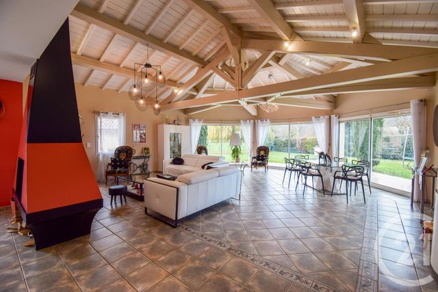 Maison à vendre - 9 pièces - 243,80 m2 - Cercie - 69 - RHONE-ALPES