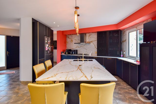 Maison à vendre - 9 pièces - 243,80 m2 - Cercie - 69 - RHONE-ALPES