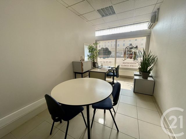 Appartement Local à louer VILLEFRANCHE SUR SAONE