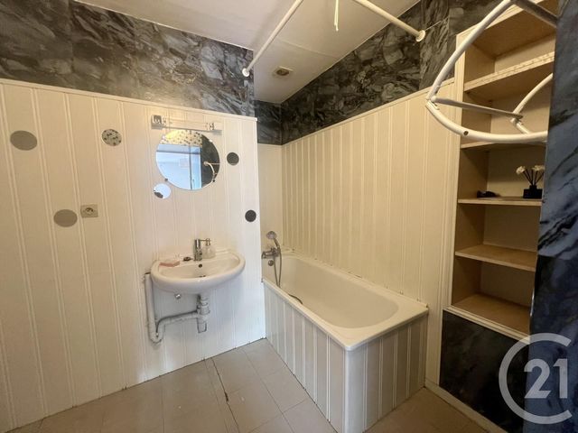 Appartement T3 à louer - 3 pièces - 76,42 m2 - Julienas - 69 - RHONE-ALPES