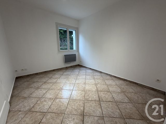 Maison &agrave; louer - 5 pi&egrave;ces - 125,82 m2 - Montmerle Sur Saone - 01 - RHONE-ALPES