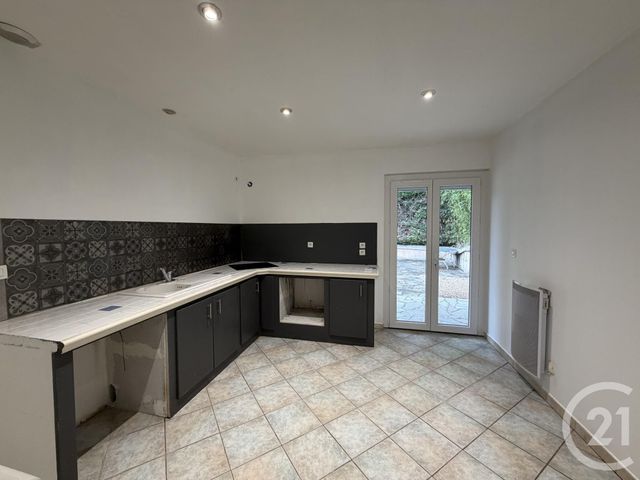 Maison &agrave; louer - 5 pi&egrave;ces - 125,82 m2 - Montmerle Sur Saone - 01 - RHONE-ALPES