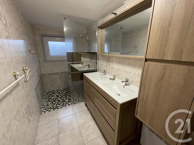 Maison &agrave; louer - 4 pi&egrave;ces - 63,57 m2 - Villie Morgon - 69 - RHONE-ALPES