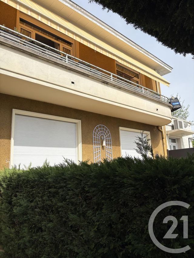 Appartement F3 &agrave; louer - 3 pi&egrave;ces - 93,06 m2 - Belleville - 69 - RHONE-ALPES