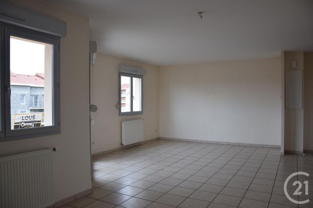 Appartement F4 &agrave; louer - 4 pi&egrave;ces - 93,79 m2 - Belleville - 69 - RHONE-ALPES