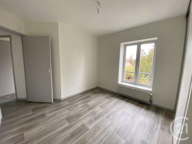 Appartement T4 &agrave; louer - 5 pi&egrave;ces - 97,92 m2 - Belleville - 69 - RHONE-ALPES
