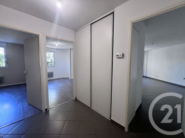 Appartement T3 &agrave; louer - 3 pi&egrave;ces - 62 m2 - Belleville - 69 - RHONE-ALPES