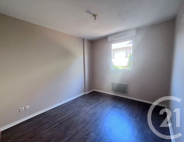 Appartement T3 &agrave; louer - 3 pi&egrave;ces - 62 m2 - Belleville - 69 - RHONE-ALPES