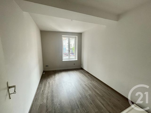 Appartement T3 &agrave; louer - 3 pi&egrave;ces - 52,04 m2 - Beaujeu - 69 - RHONE-ALPES