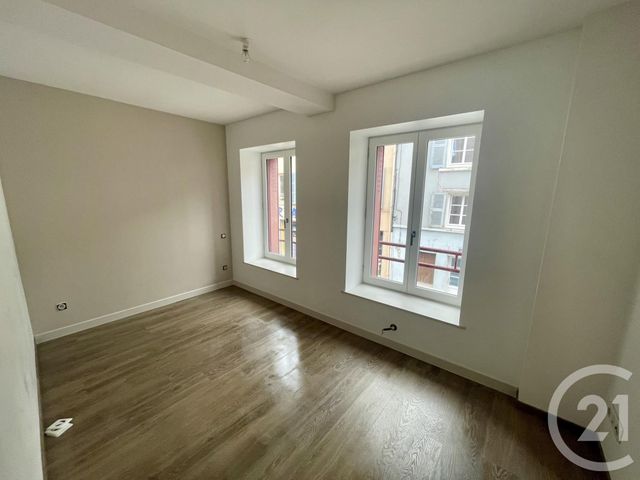 Appartement T3 &agrave; louer - 3 pi&egrave;ces - 52,04 m2 - Beaujeu - 69 - RHONE-ALPES