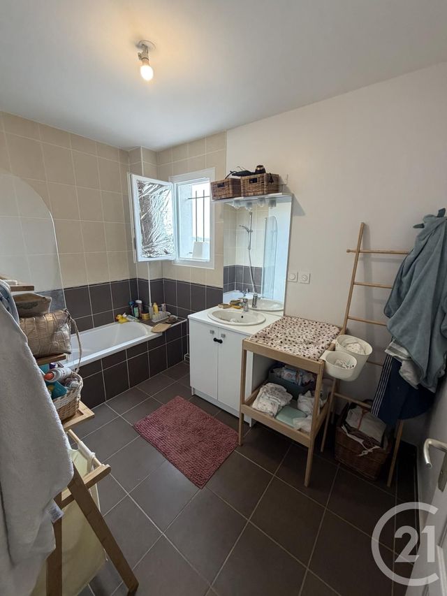 Maison &agrave; louer - 4 pi&egrave;ces - 90,03 m2 - Villie Morgon - 69 - RHONE-ALPES