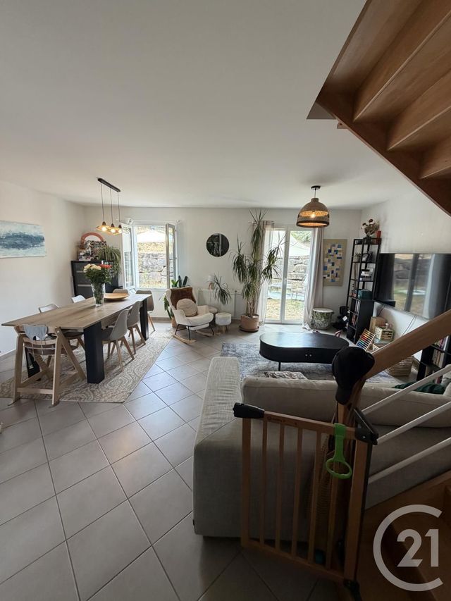 Maison &agrave; louer - 4 pi&egrave;ces - 90,03 m2 - Villie Morgon - 69 - RHONE-ALPES