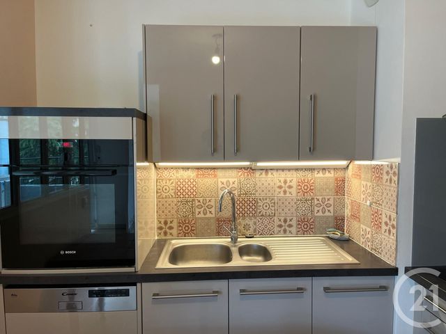 Appartement F4 &agrave; louer - 4 pi&egrave;ces - 81,61 m2 - Villefranche Sur Saone - 69 - RHONE-ALPES