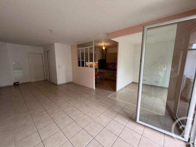 Appartement F4 &agrave; louer - 4 pi&egrave;ces - 81,61 m2 - Villefranche Sur Saone - 69 - RHONE-ALPES