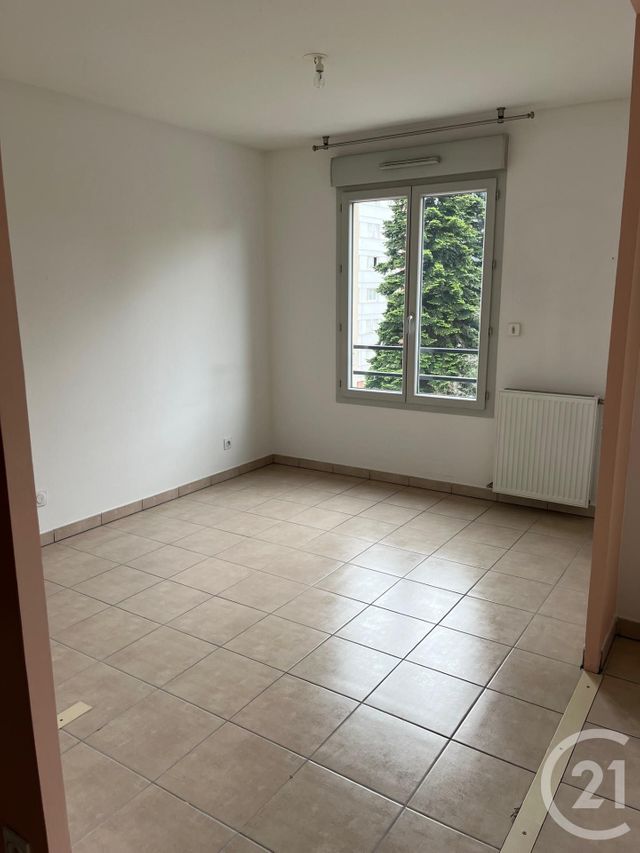 Appartement F4 &agrave; louer - 4 pi&egrave;ces - 81,61 m2 - Villefranche Sur Saone - 69 - RHONE-ALPES