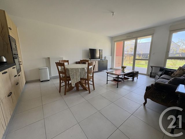 Appartement F3 &agrave; louer - 3 pi&egrave;ces - 63,37 m2 - Belleville En Beaujolais - 69 - RHONE-ALPES
