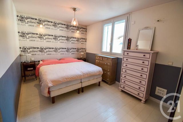 Afficher la photo en grand Maison à vendre - 9 pièces - 180,34 m2 - Miserieux - 01 - RHONE-ALPES