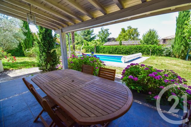 Afficher la photo en grand Maison à vendre - 9 pièces - 180,34 m2 - Miserieux - 01 - RHONE-ALPES