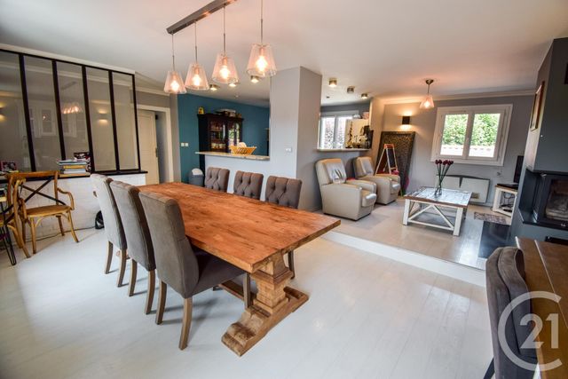 Afficher la photo en grand Maison à vendre - 9 pièces - 180,34 m2 - Miserieux - 01 - RHONE-ALPES