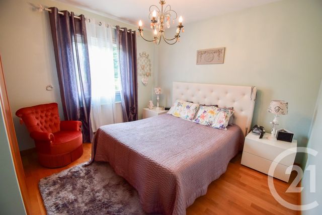 Afficher la photo en grand Maison à vendre - 6 pièces - 168 m2 - Savigneux - 01 - RHONE-ALPES