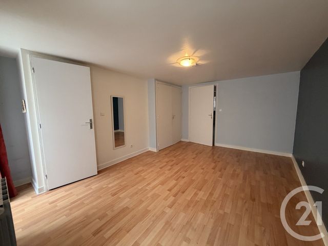 Appartement F2 &agrave; louer - 2 pi&egrave;ces - 42 m2 - Tarare - 69 - RHONE-ALPES