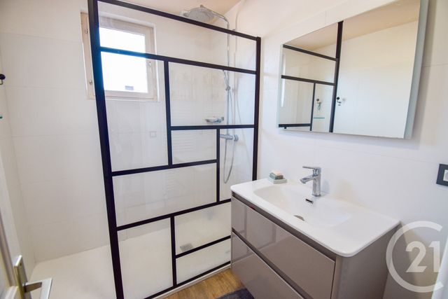 Appartement F5 &agrave; vendre - 5 pi&egrave;ces - 100,94 m2 - Tarare - 69 - RHONE-ALPES