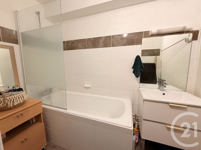 Appartement F3 &agrave; louer - 3 pi&egrave;ces - 59,53 m2 - Tarare - 69 - RHONE-ALPES