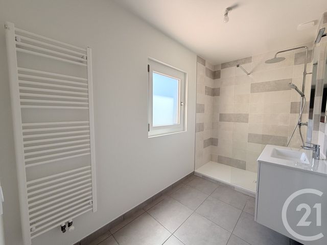 Appartement Duplex &agrave; louer - 3 pi&egrave;ces - 52,84 m2 - Tarare - 69 - RHONE-ALPES