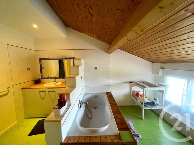 Appartement F5 à vendre - 5 pièces - 132,33 m2 - Sarcey - 69 - RHONE-ALPES