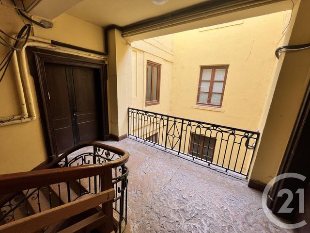 Appartement F3 à vendre - 3 pièces - 71 m2 - Tarare - 69 - RHONE-ALPES