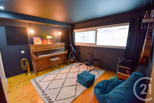 Afficher la photo en grand Appartement Duplex à vendre - 4 pièces - 135 m2 - Tarare - 69 - RHONE-ALPES