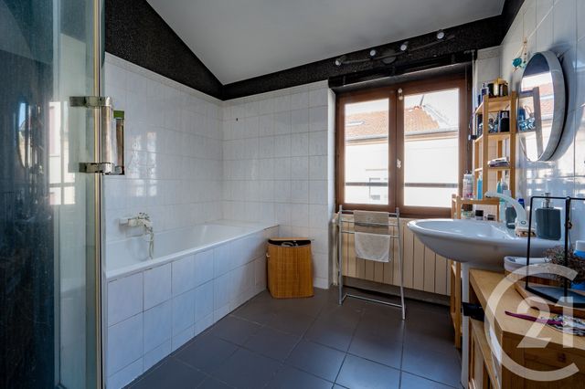 Appartement F4 à vendre - 4 pièces - 111,68 m2 - Tarare - 69 - RHONE-ALPES