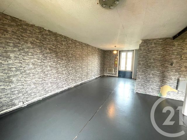 Afficher la photo en grand Appartement F2 à vendre - 3 pièces - 90 m2 - Tarare - 69 - RHONE-ALPES