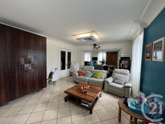 Afficher la photo en grand Maison à vendre - 6 pièces - 172 m2 - Tarare - 69 - RHONE-ALPES